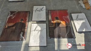 In Tranh Theo Yêu Cầu Hòa Bình